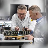 VDL Groep strengthens its position in electronics with Sintecs acquisition